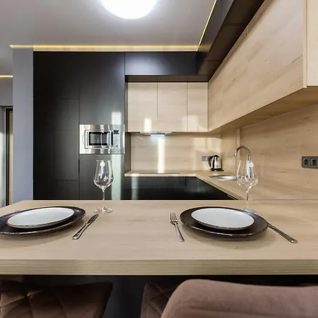 Fayna Town - Loft Black - Nyvky Kyiv Exterior photo