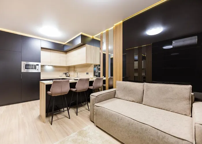 Fayna Town - Loft Black - Nyvky