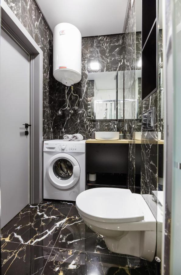 Apartment Fayna Town - Loft Black - Nyvky Kyiv
