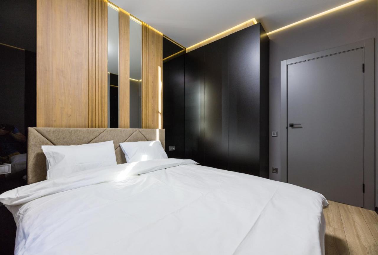 Fayna Town - Loft Black - Nyvky *