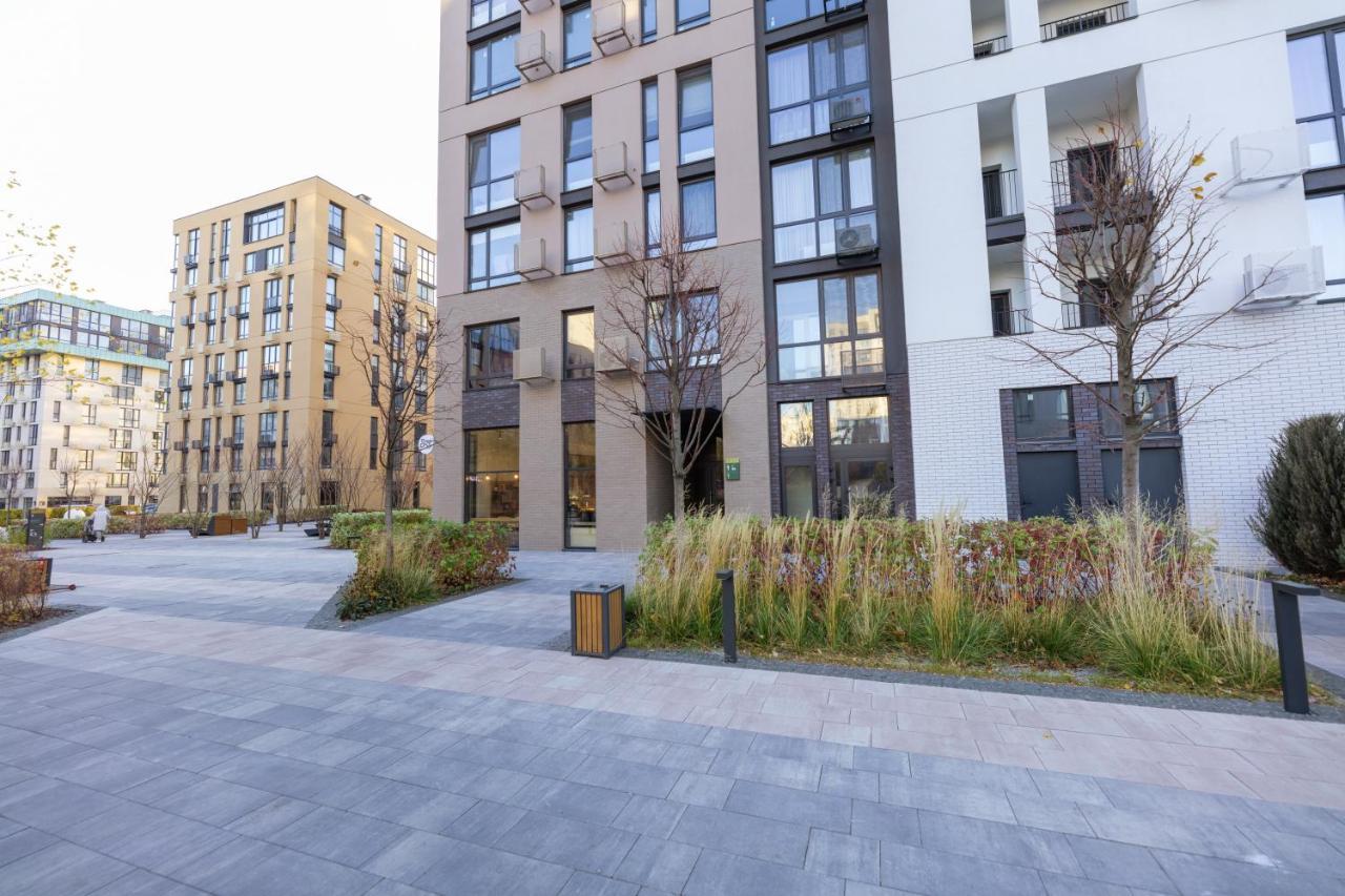 Fayna Town - Loft Black - Nyvky Apartment *